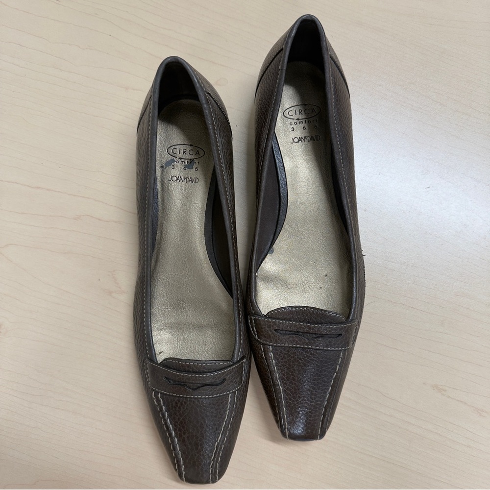 Circa Joan & David Classic Brown Leather Pointed-Toe Loafers Size 9.5 - Picture 3 of 11